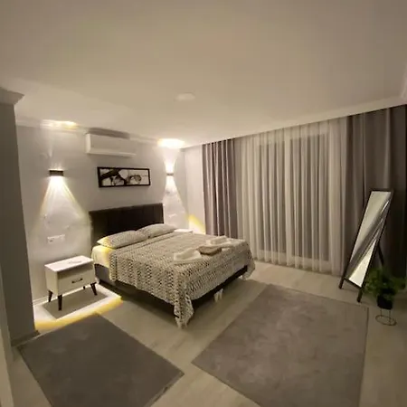 Turgutsluxury 2 Apartment *